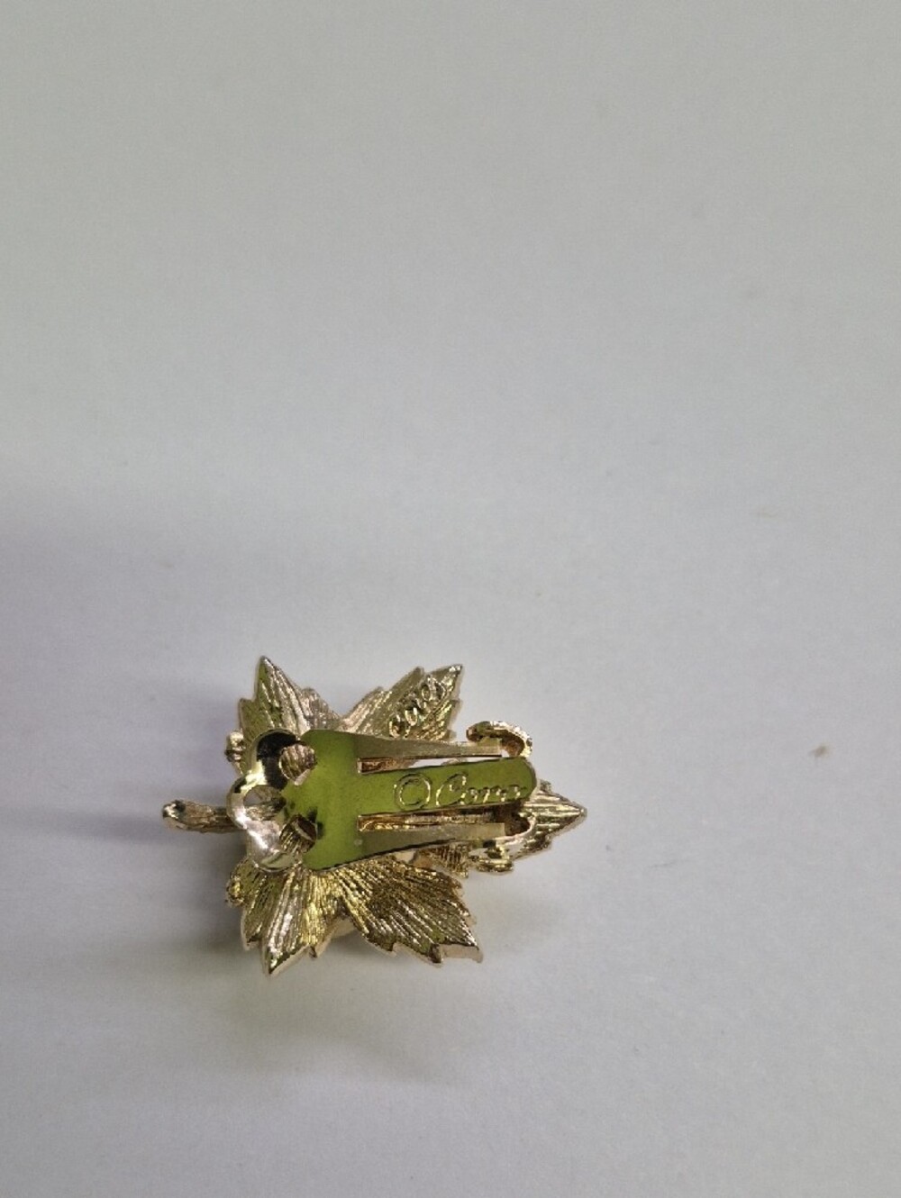 Vintage Coro Gold-Tone Rose Leaf Brooch and Clip Earring Set with Clear Stones - Picture 9 of 9